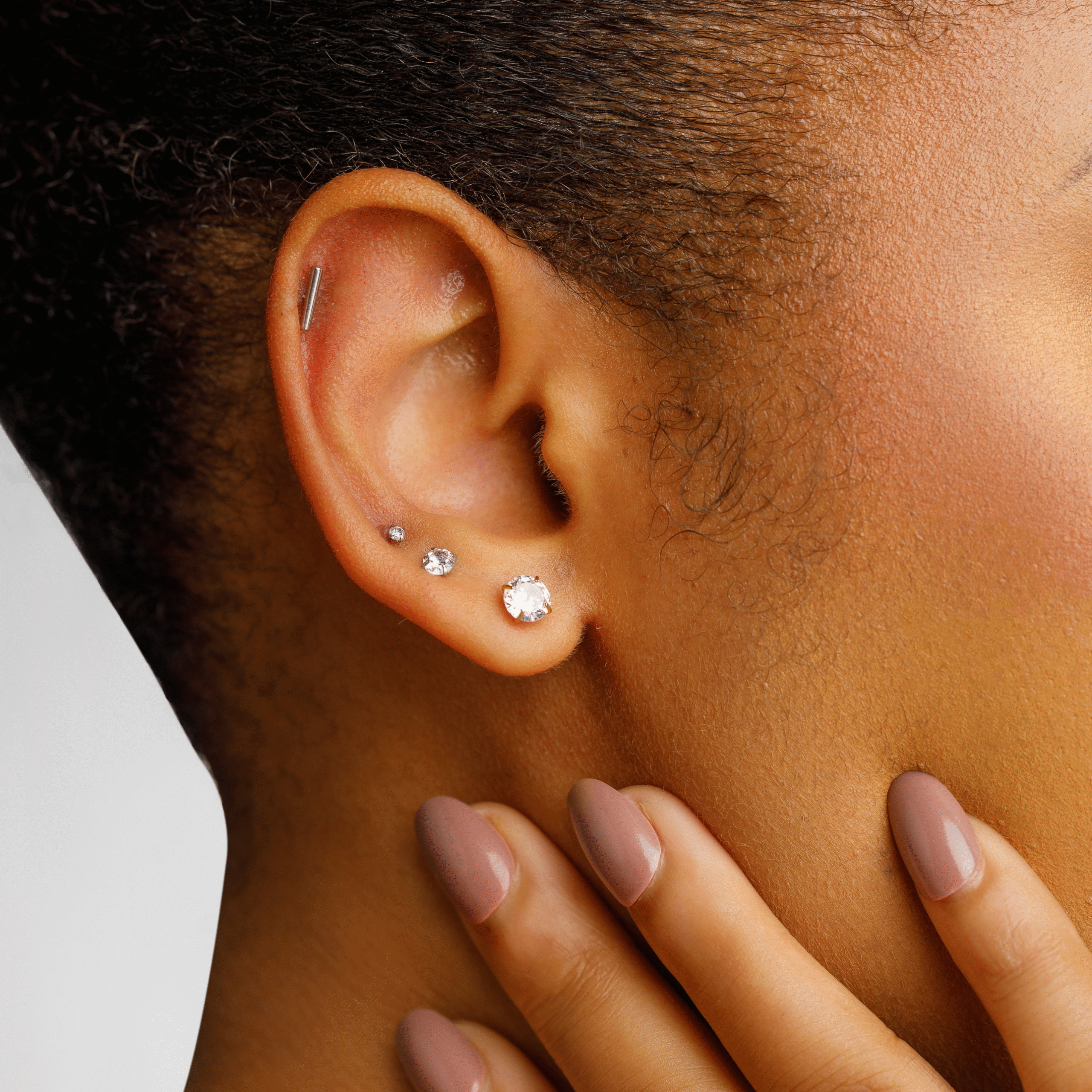 Imah Classic Diamond Screw Back